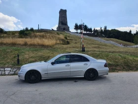 Mercedes-Benz E 280 Avangard, снимка 17