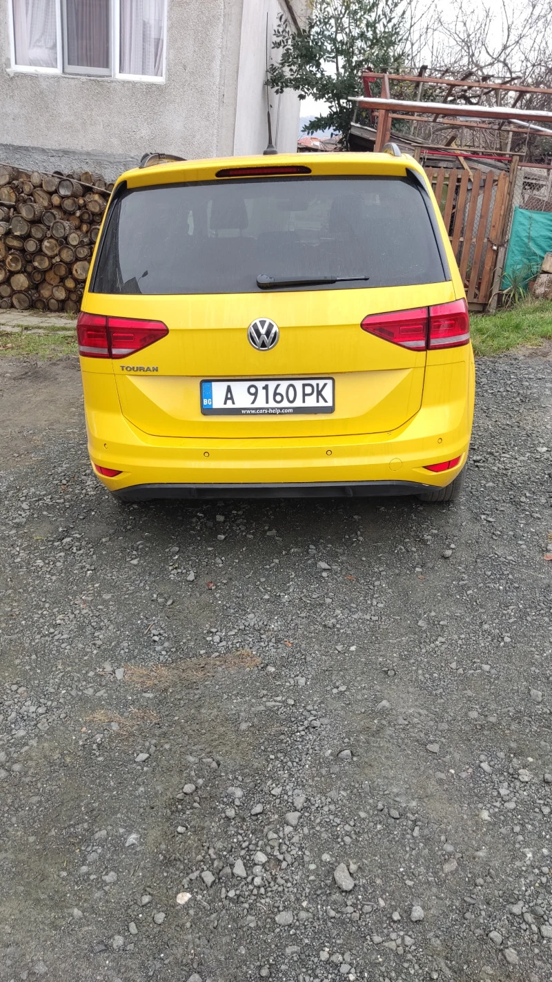 VW Touran, снимка 11 - Автомобили и джипове - 46626730