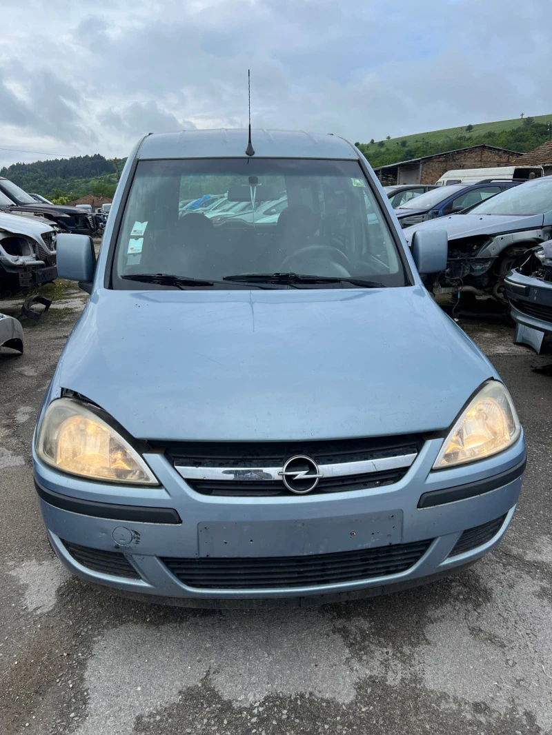 Opel Combo 1.7 cdti, снимка 2 - Автомобили и джипове - 46651299