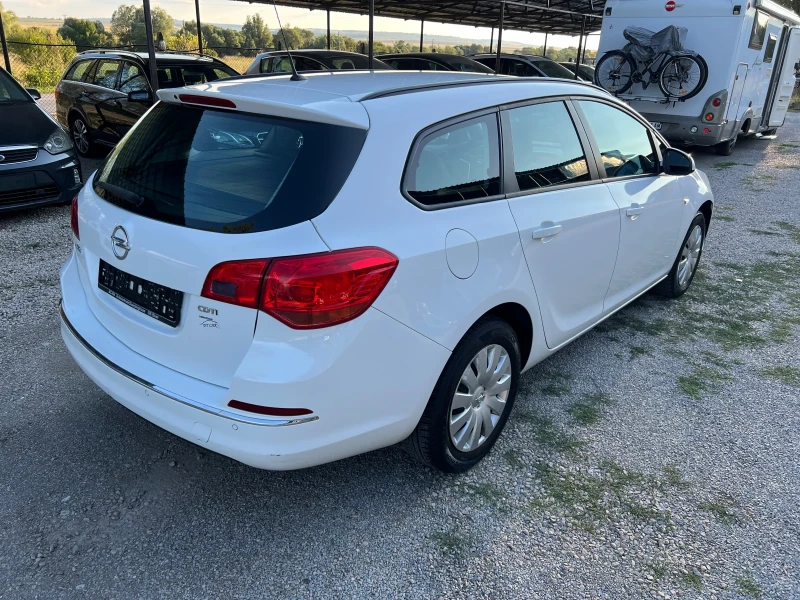 Opel Astra 1.7CDTI, снимка 5 - Автомобили и джипове - 48443605