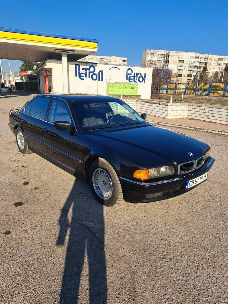 BMW 750 750iL 5.4 V12, снимка 2 - Автомобили и джипове - 48773645