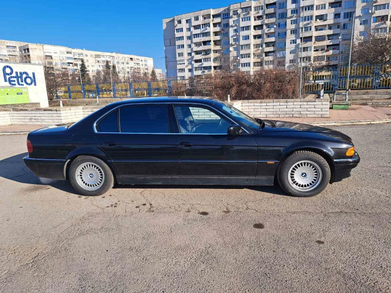 BMW 750 750iL 5.4 V12, снимка 17 - Автомобили и джипове - 48773645