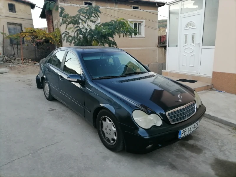 Mercedes-Benz C 200 Compressor Бензин-Газ, снимка 1 - Автомобили и джипове - 49436623