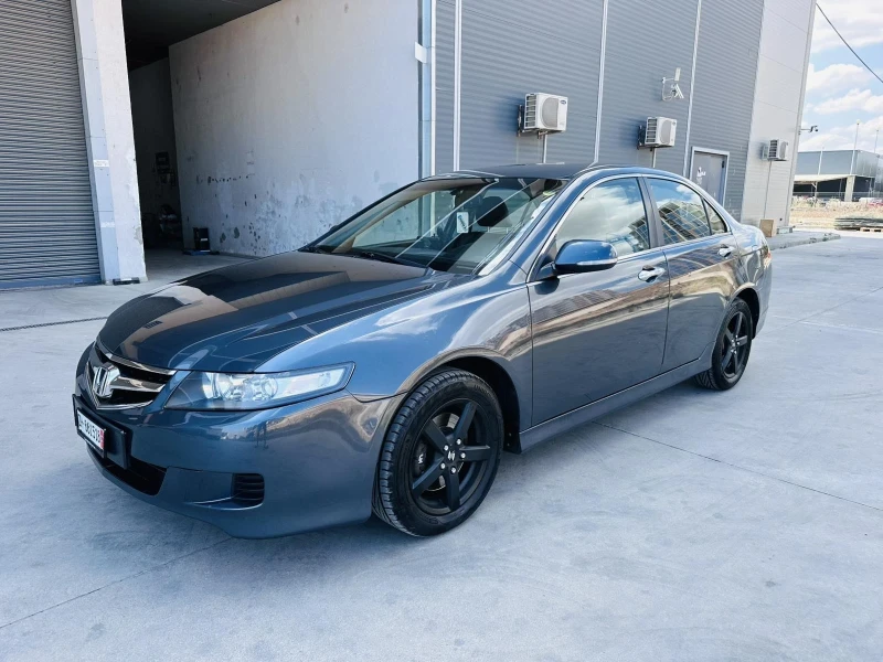 Honda Accord 2.0i EXECUTIVE, снимка 2 - Автомобили и джипове - 51195566