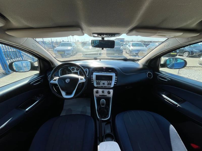 Lancia Delta 1.6 mjet , снимка 11 - Автомобили и джипове - 51482603