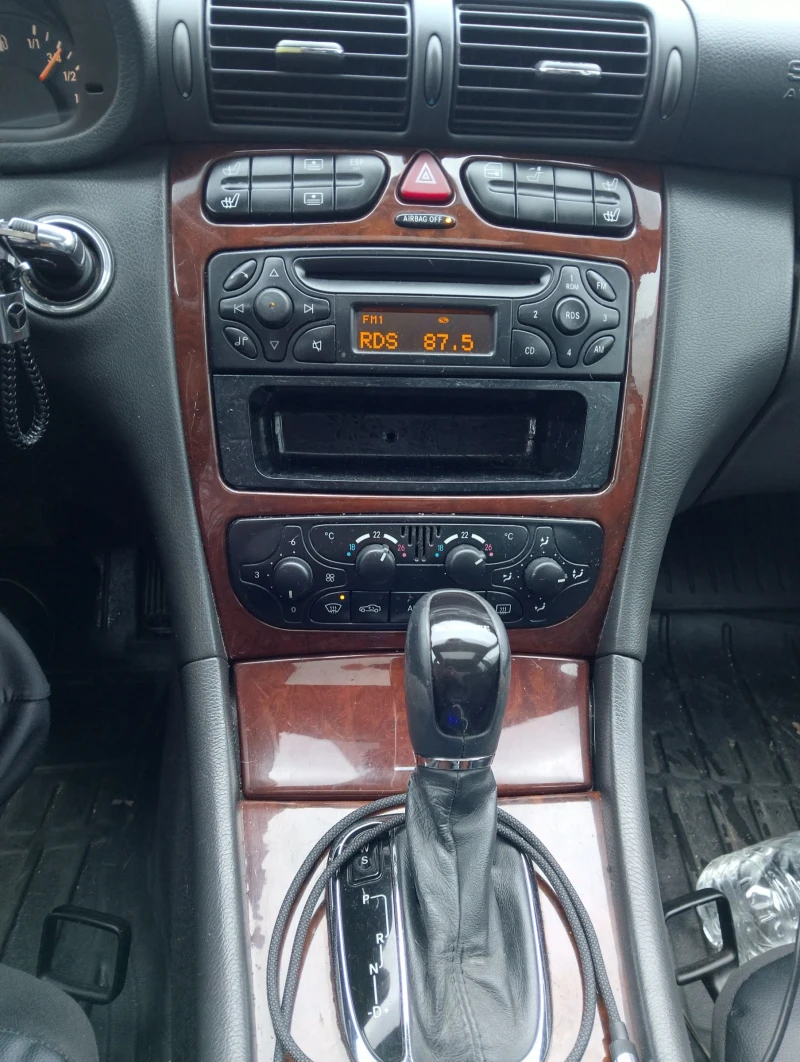 Mercedes-Benz C 270 200+ cc , снимка 2 - Автомобили и джипове - 52942981