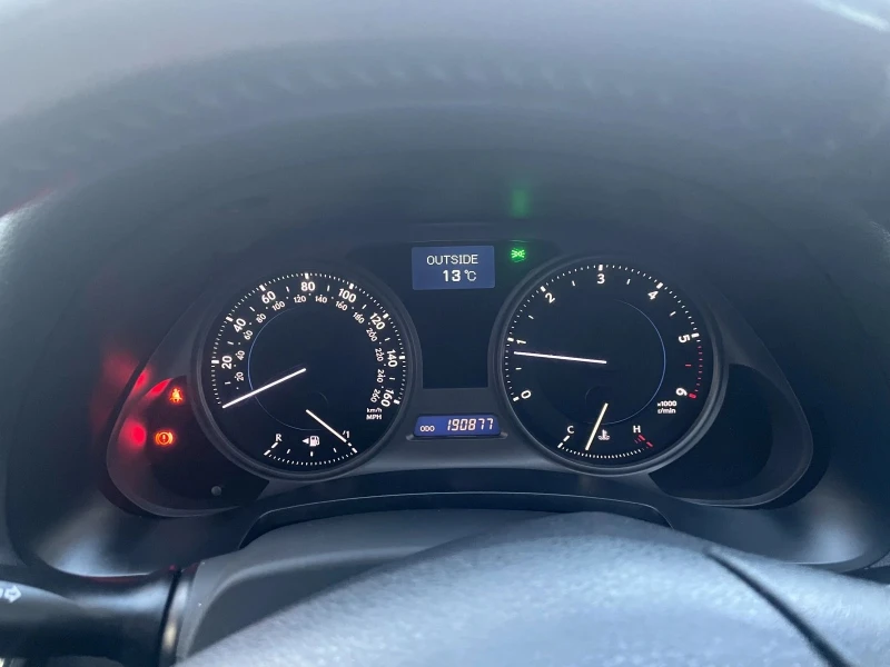Lexus IS 220d 220D, снимка 13 - Автомобили и джипове - 52990241