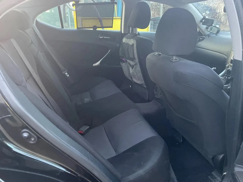 Lexus IS 220d 220D, снимка 11 - Автомобили и джипове - 52990241