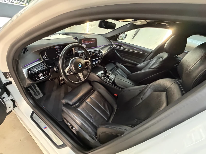 BMW 540 НЕРАЗЛИЧИМА ОТ НОВА НАПЪЛНО ОБСЛУЖЕНА КАСКО-ПЛАТЕН, снимка 16 - Автомобили и джипове - 53447373