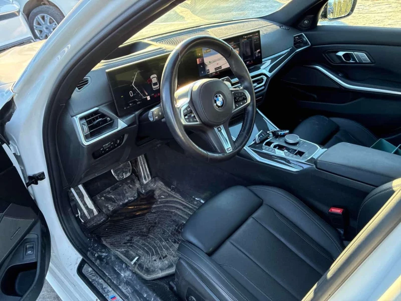 BMW 330 * xDdrive* 360КАМЕРИ* HARMAN/KARDON* ШИБИДАХ* , снимка 4 - Автомобили и джипове - 53567802