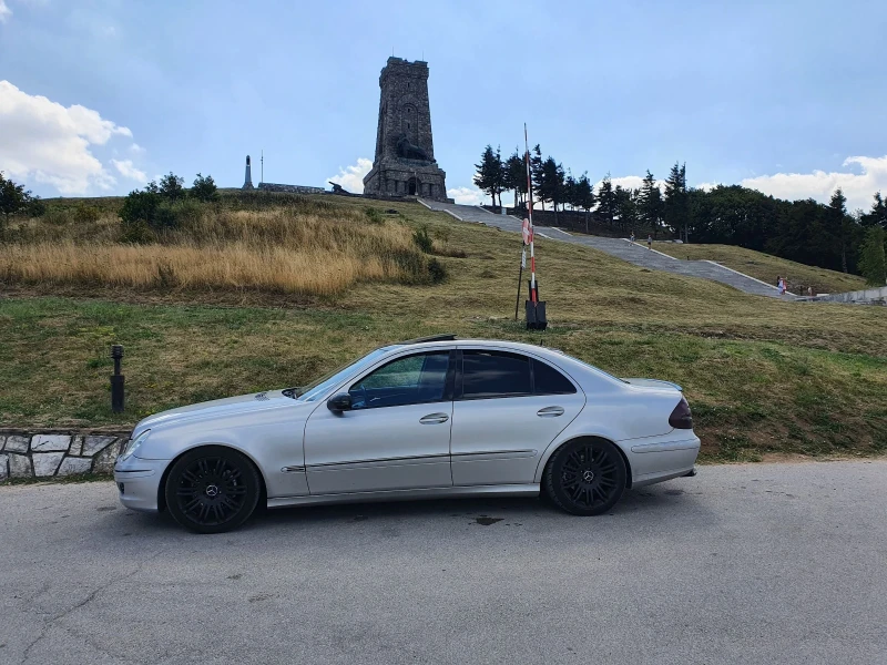 Mercedes-Benz E 280 Avangard, снимка 17 - Автомобили и джипове - 53584395