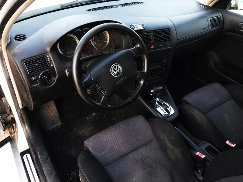 VW Golf 1.9 - изображение 4