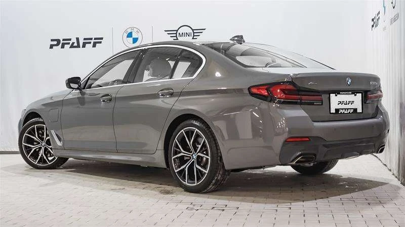 BMW 530E M-Sport * Plug-in-Hybrid * Фиксирана цена * CARFAX - изображение 4
