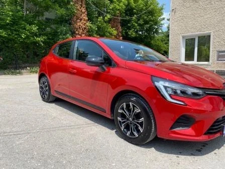 Renault Clio, снимка 3 - Автомобили и джипове - 54858998