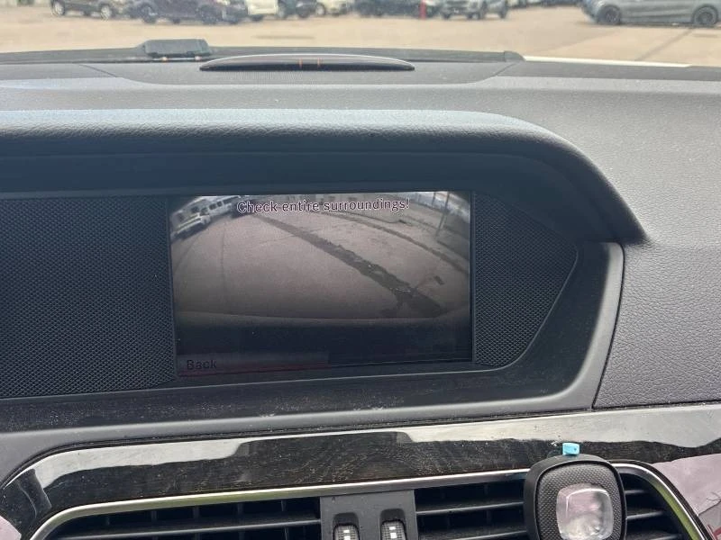 Mercedes-Benz C 300 * 4MATIC * ПОДГРЕВ * КАМЕРА * NAVI, снимка 12 - Автомобили и джипове - 54894215