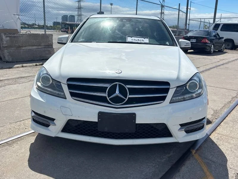 Mercedes-Benz C 300 * 4MATIC * ПОДГРЕВ * КАМЕРА * NAVI, снимка 3 - Автомобили и джипове - 54894215