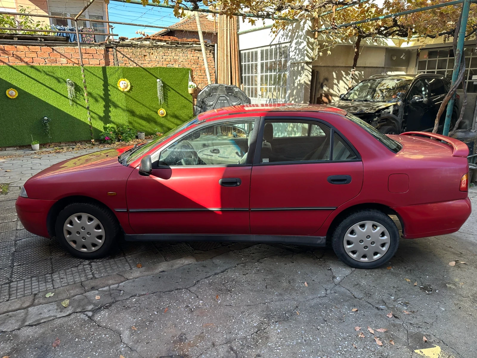 Mitsubishi Carisma 1.6 GLX, снимка 1