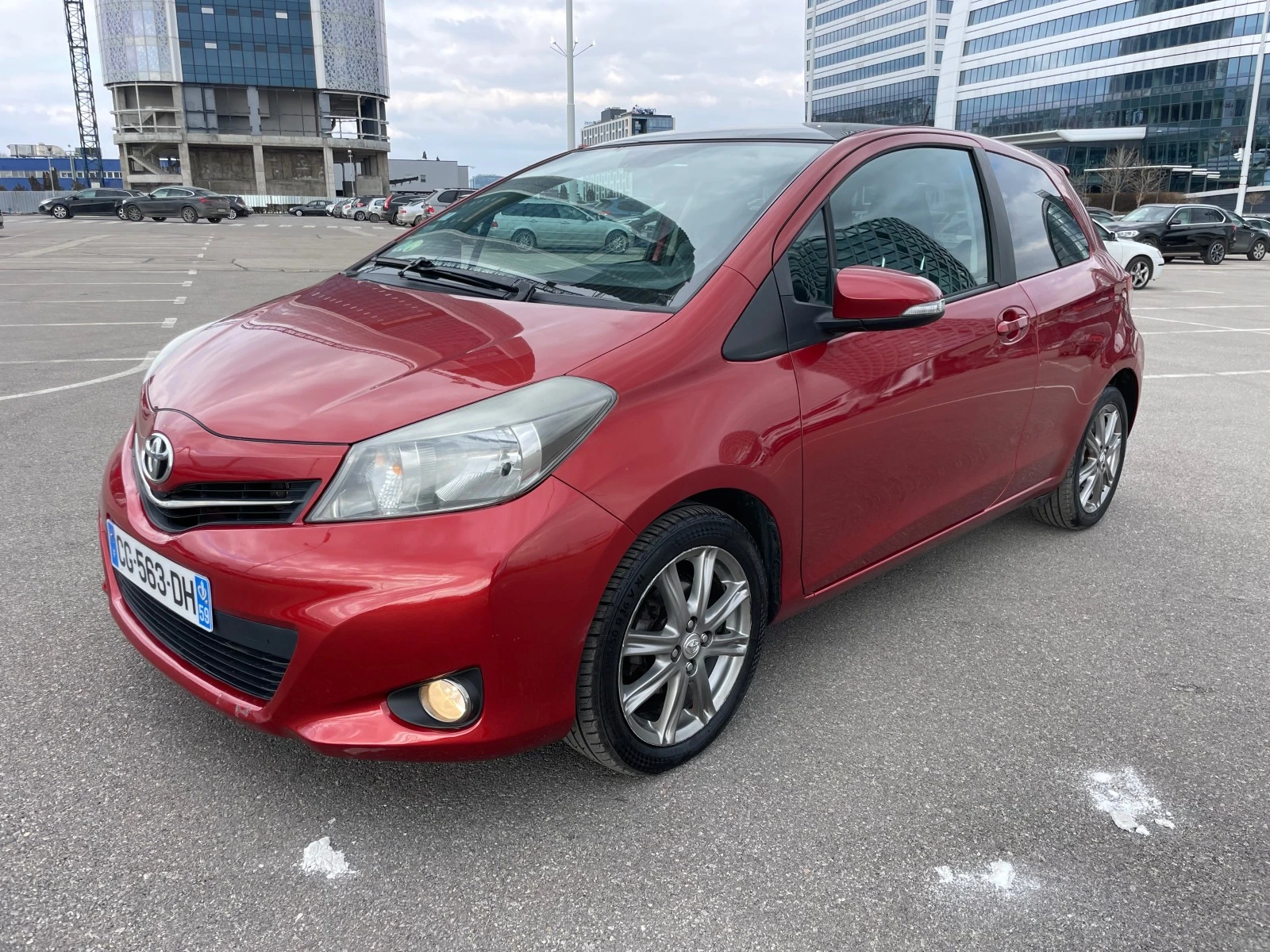 Toyota Yaris 1.4D-4D-AUTOMAT-NAVI-камера - изображение 7