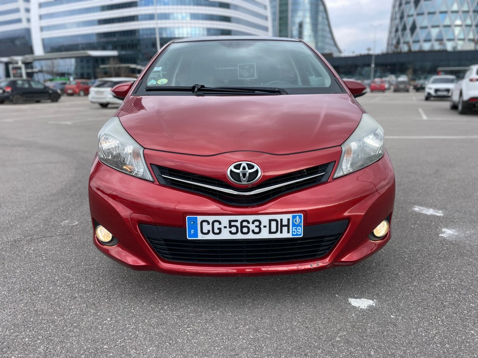 Toyota Yaris 1.4D-4D-AUTOMAT-NAVI-камера - изображение 8