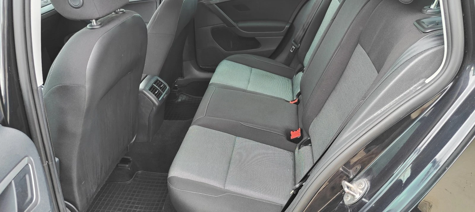 VW Golf TDI-15г.Самопарк | Mobile.bg — изображение 12