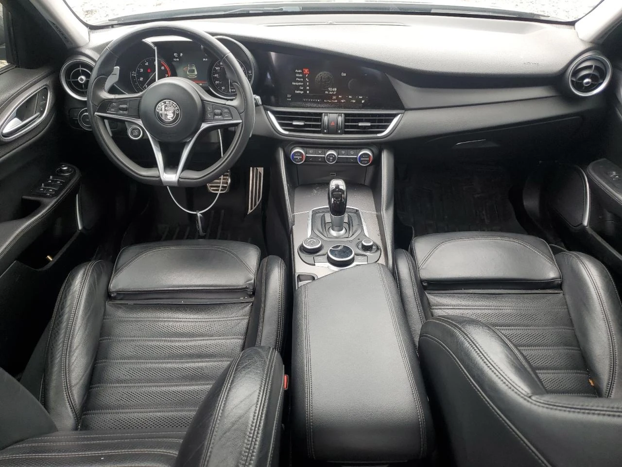 Alfa Romeo Giulia Ti Q4  - изображение 8