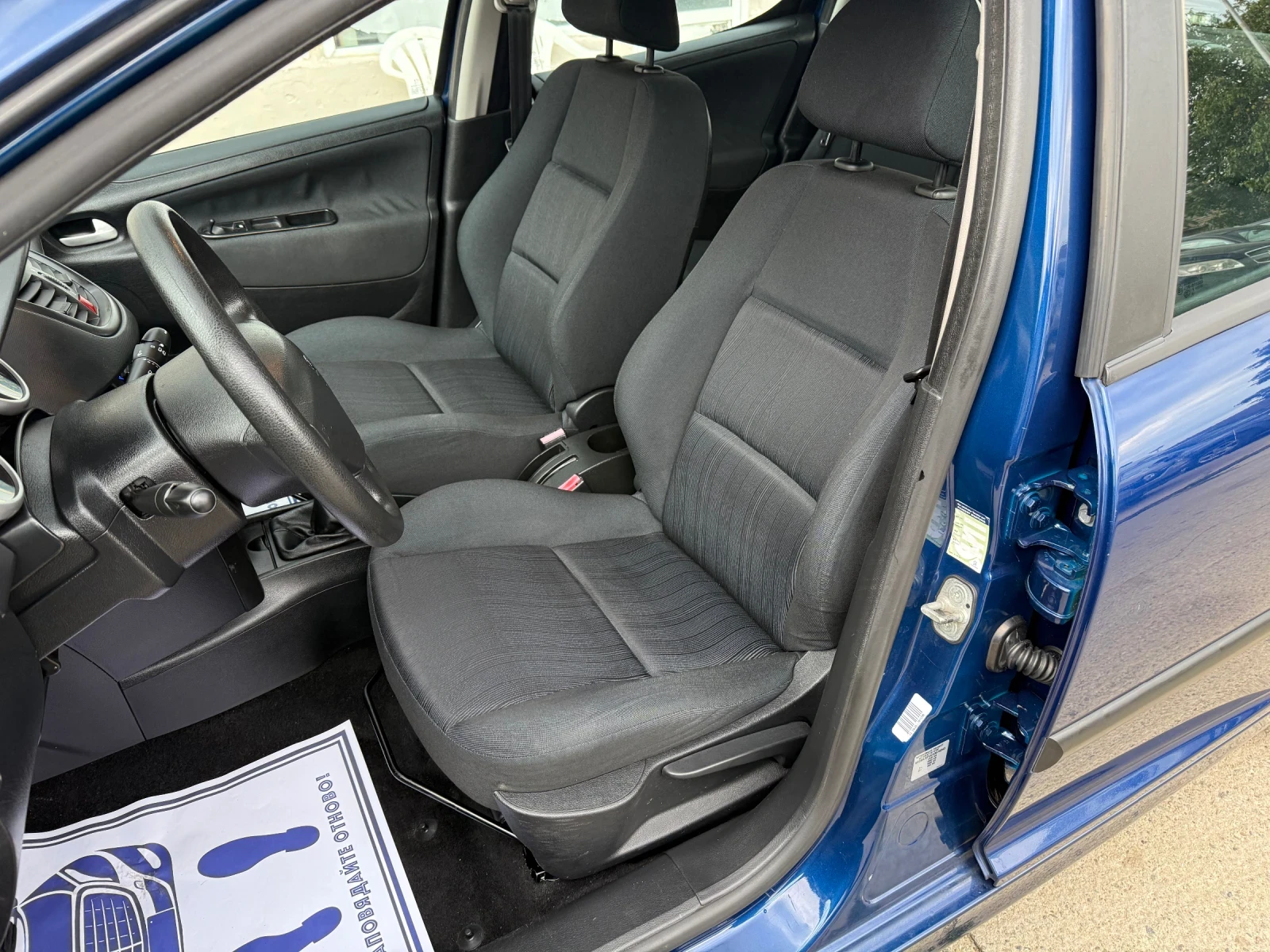 Peugeot 207 1, 4 i* 136 000 ��* �������� | Mobile.bg � ����������� 12