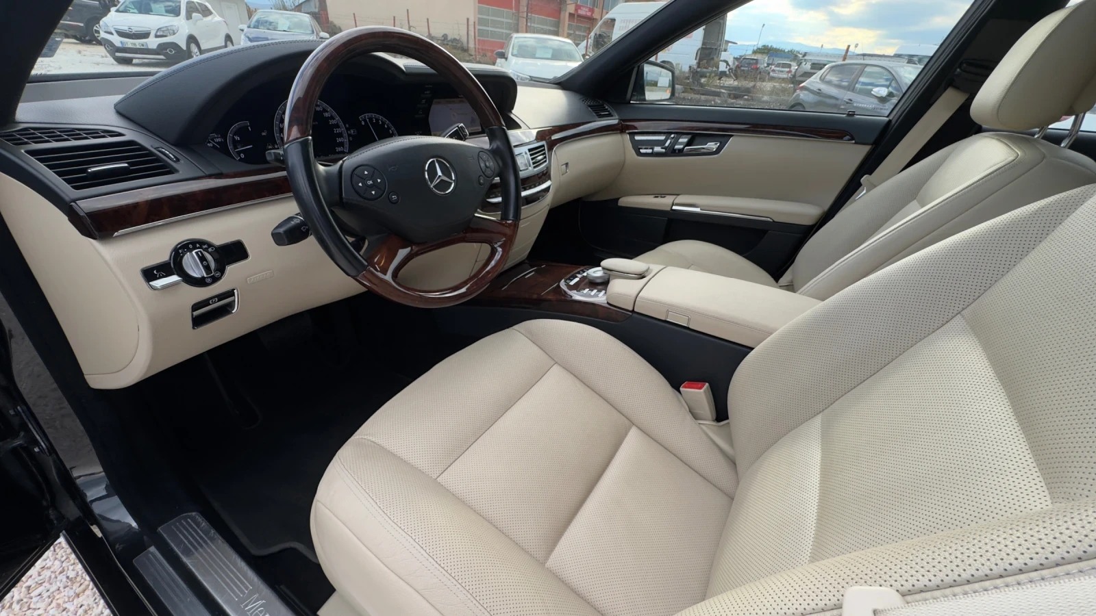 Mercedes-Benz S 500 V8 388kc Facelift* Night View* Soft Close* Top - изображение 8