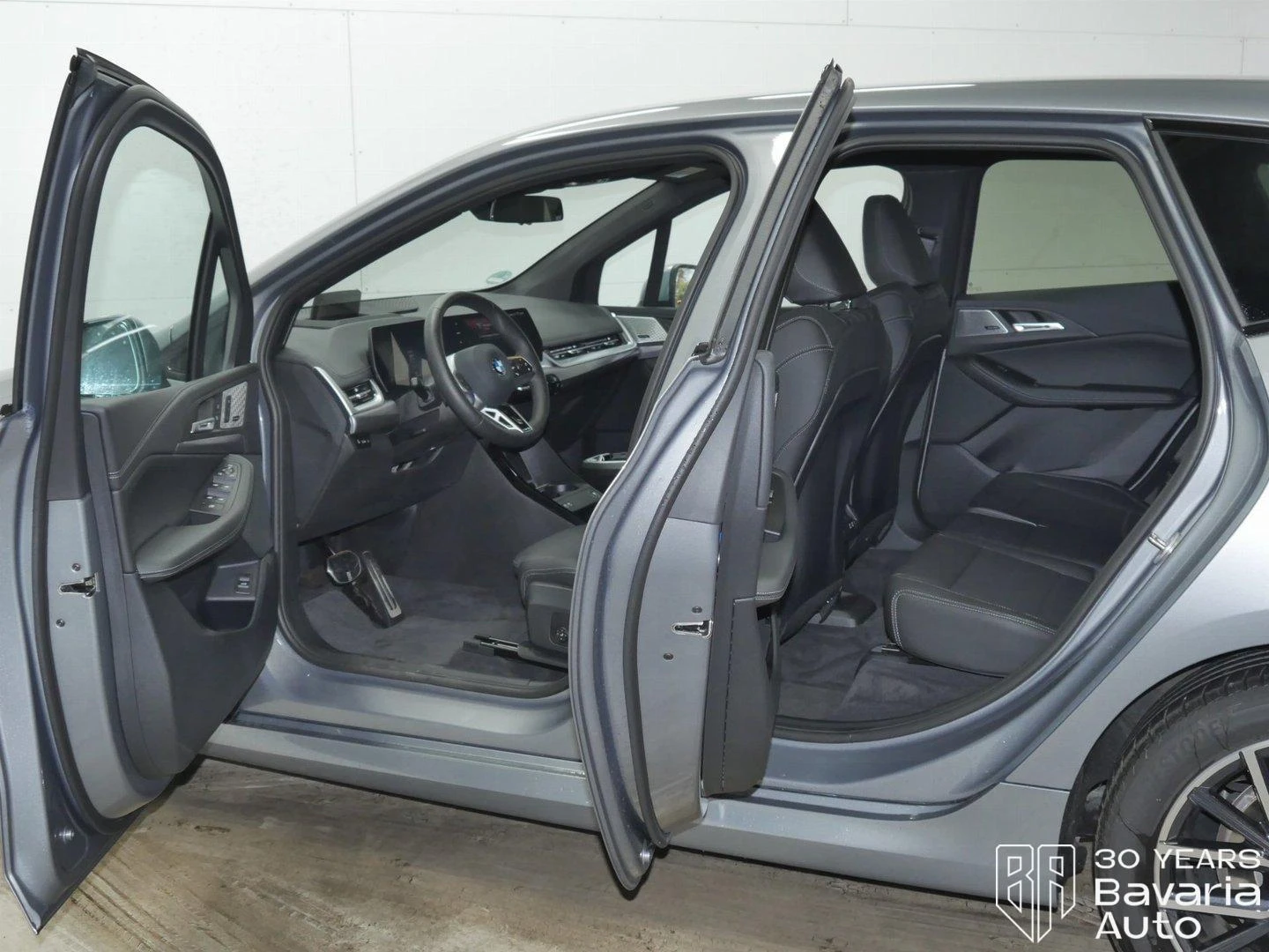 BMW 220 i Active Tourer Steptronic | Mobile.bg   5