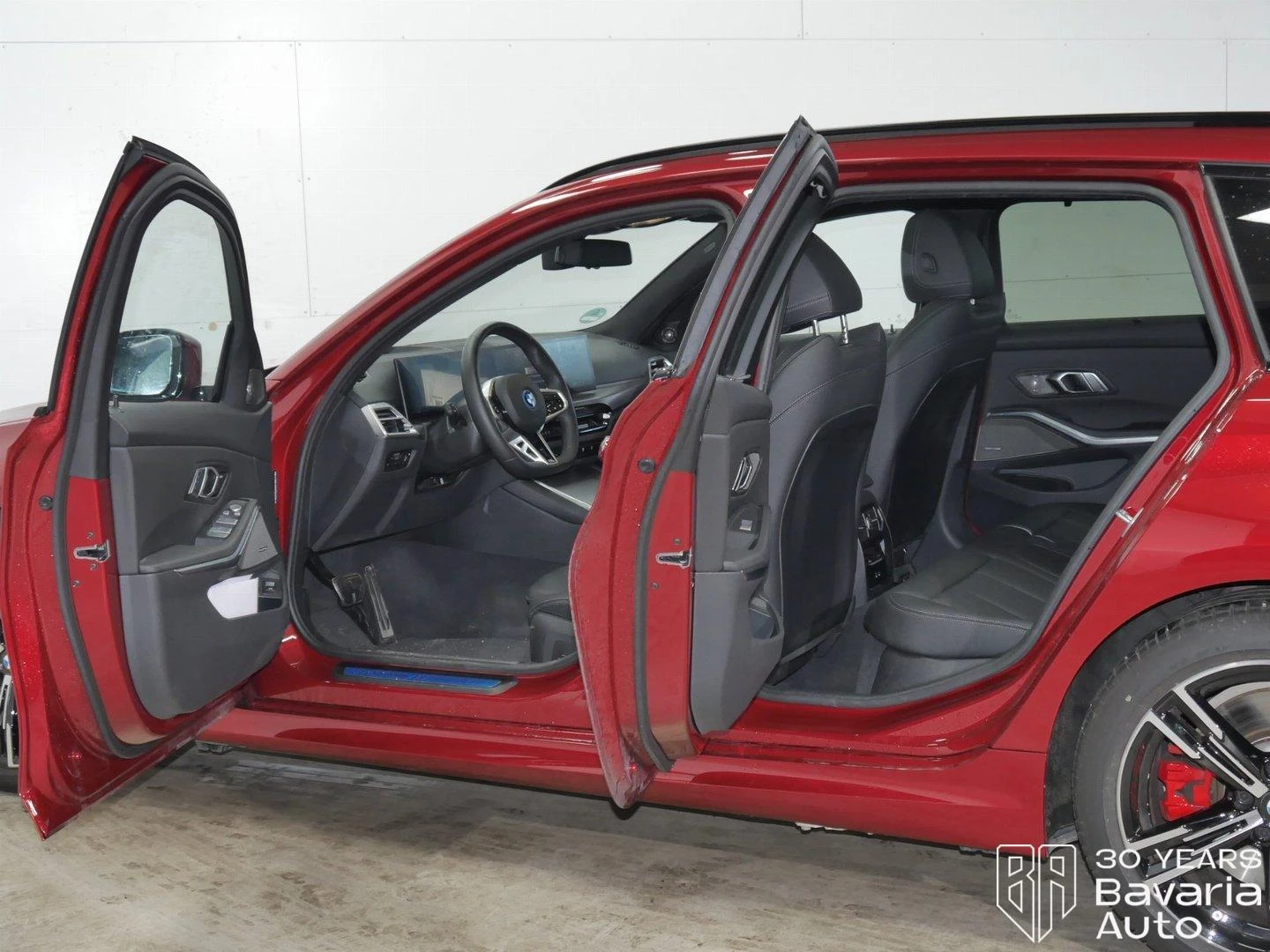 BMW 330 e xDrive Touring M Sport Paket Sportautomatic - изображение 5