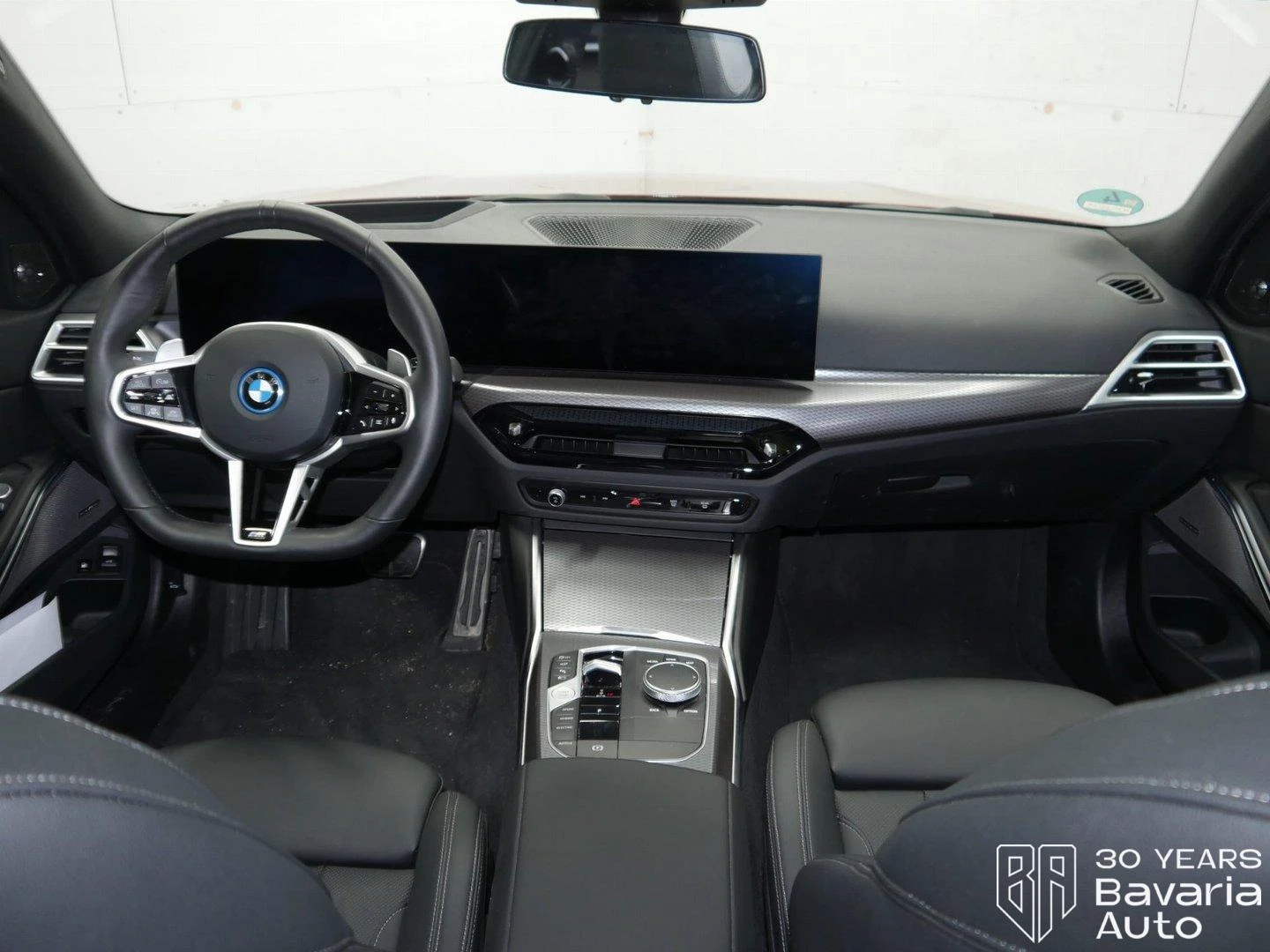 BMW 330 e xDrive Touring M Sport Paket Sportautomatic - изображение 6