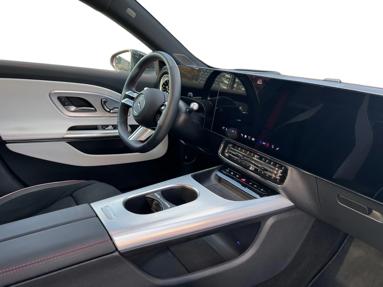 Mercedes-Benz CLA 220 4MATIC, снимка 9 - Автомобили и джипове - 53705014
