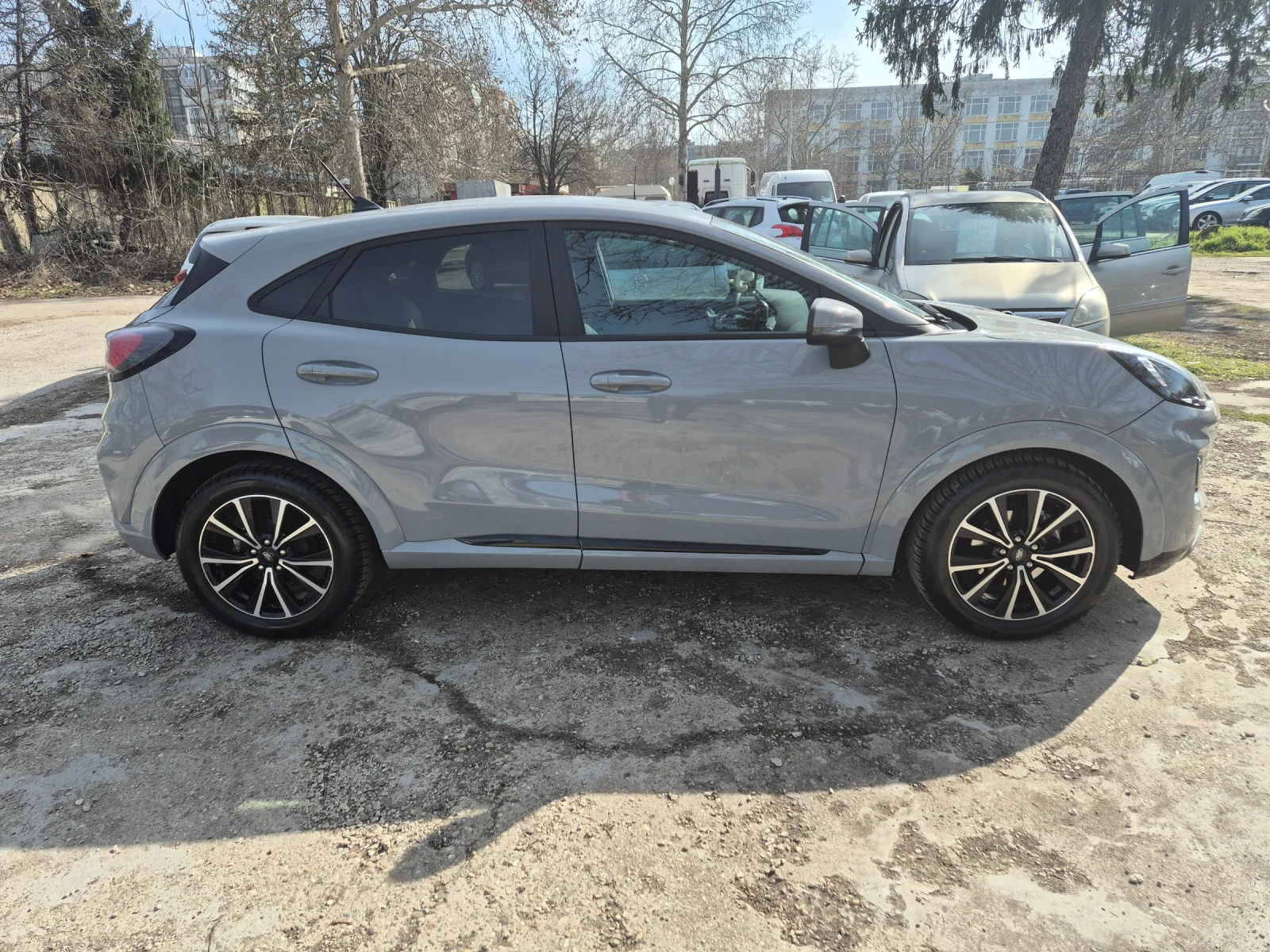 Ford Puma 1.0 хибрид , снимка 3 - Автомобили и джипове - 53821353