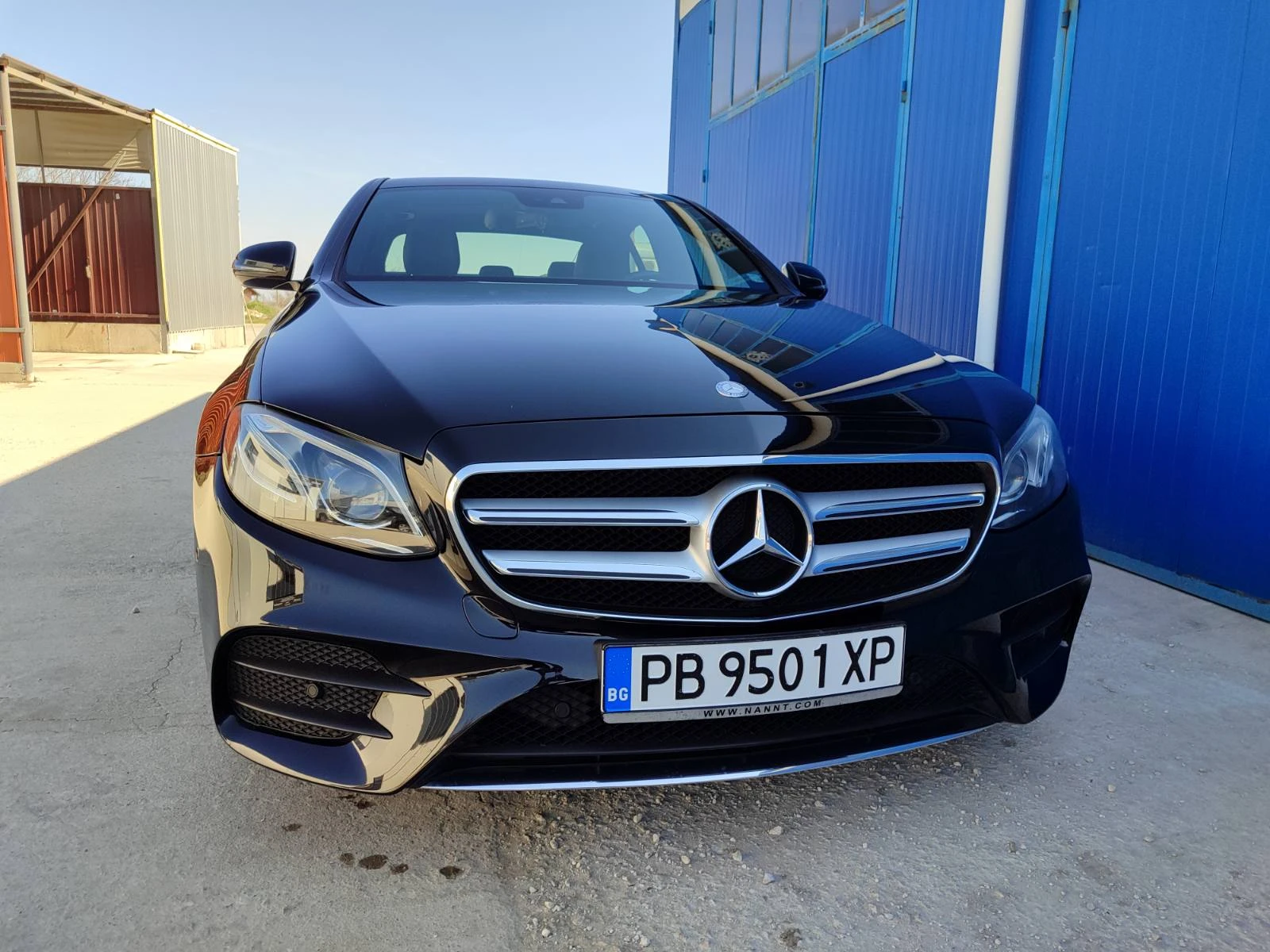 Mercedes-Benz E 220 AMG-Line * MULTIBEAM * PARKING * AMBIENT * CAMERA
