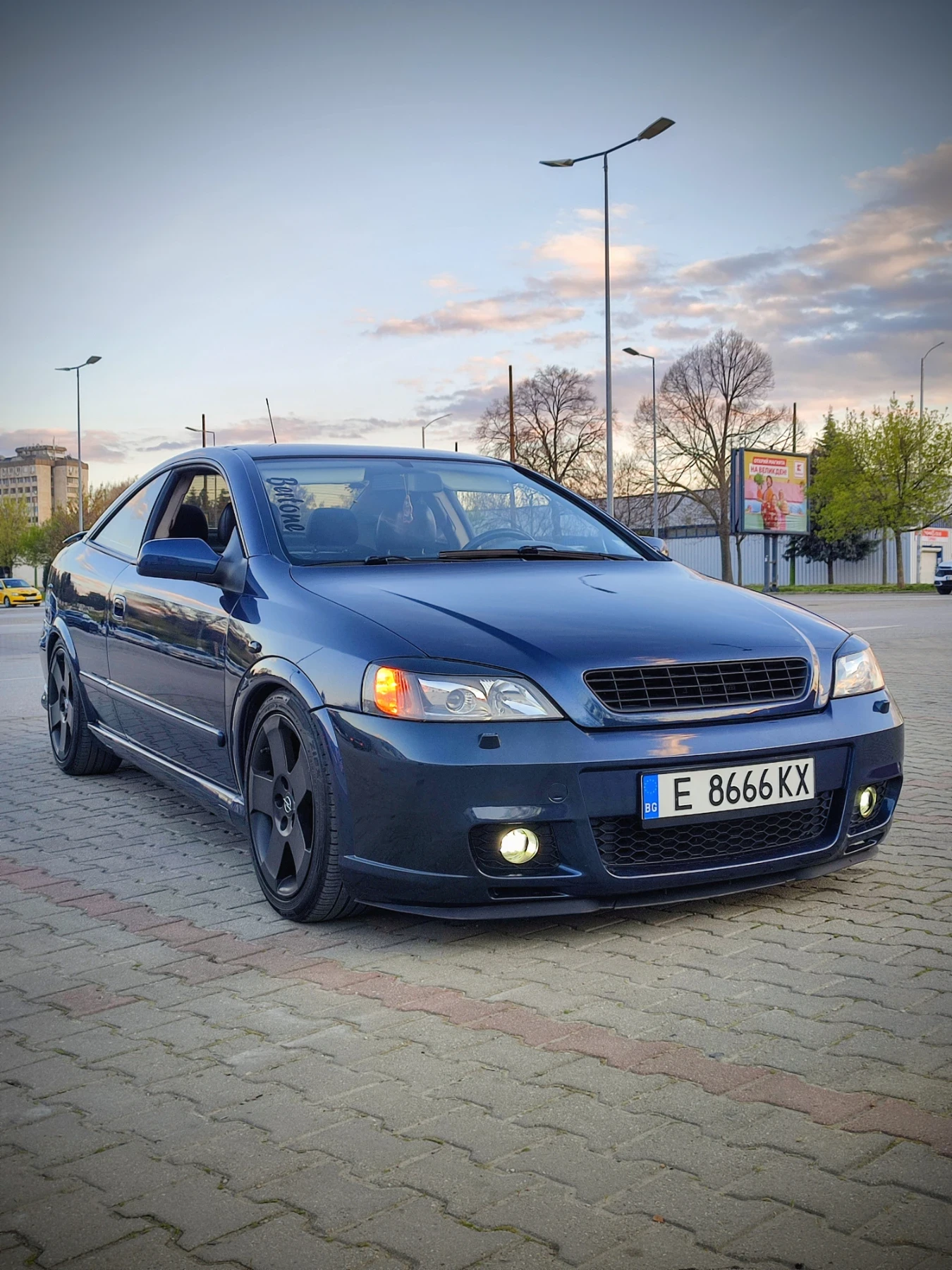 Opel Astra 1.8 16v, снимка 2 - Автомобили и джипове - 54488563