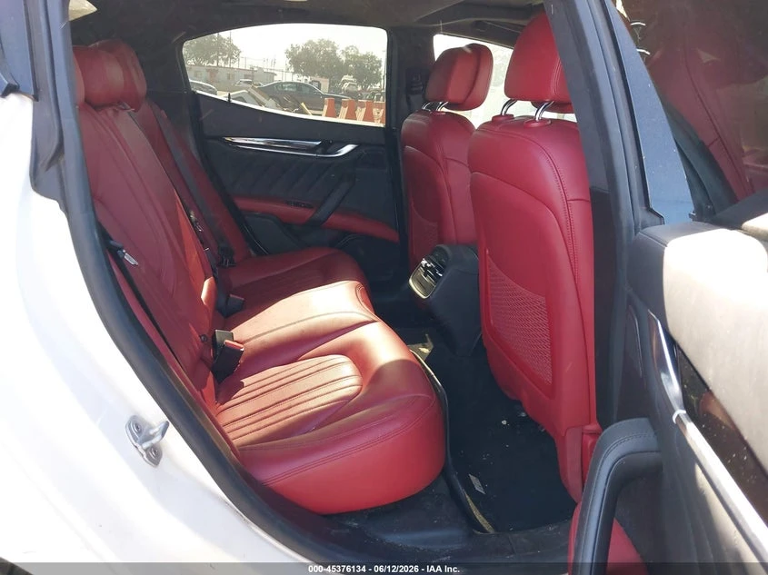 Maserati Ghibli 3l S Q4, снимка 8 - Автомобили и джипове - 54975295