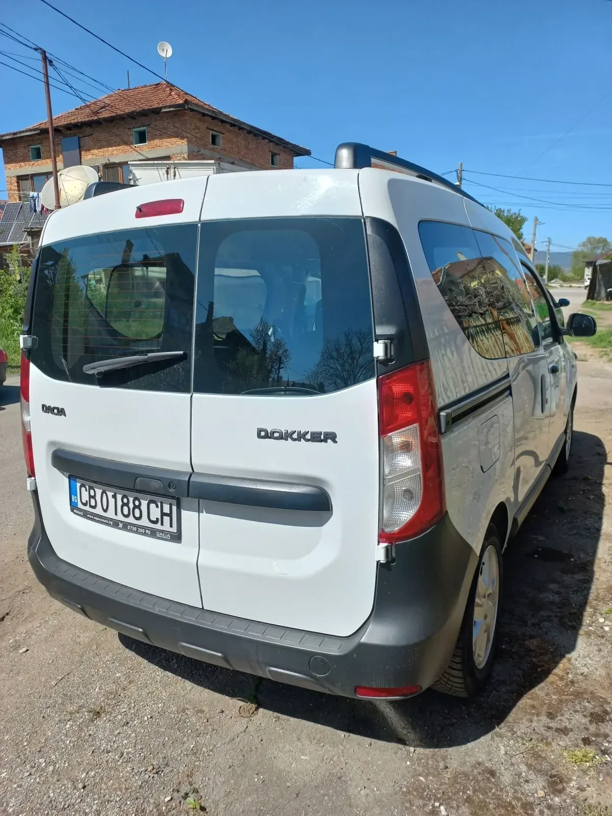 Dacia Dokker, снимка 4 - Автомобили и джипове - 55003207