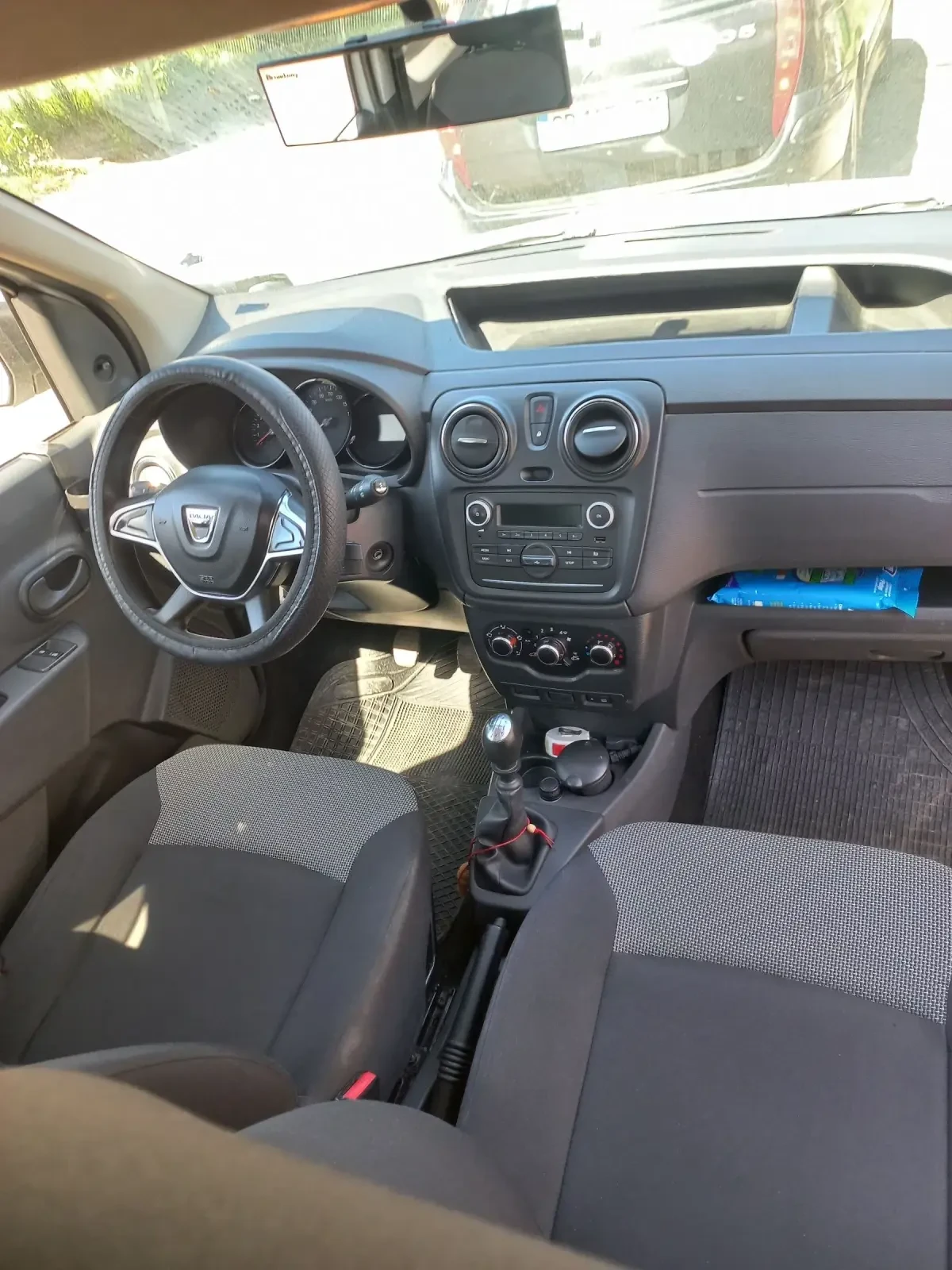 Dacia Dokker, снимка 5 - Автомобили и джипове - 55003207