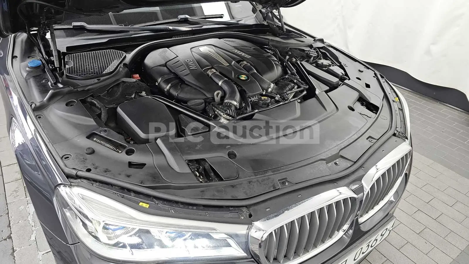BMW 750 LI XDRIVE/HEAD UP/360CAM/МАСАЖИ/PANORAMA, снимка 6 - Автомобили и джипове - 55236614