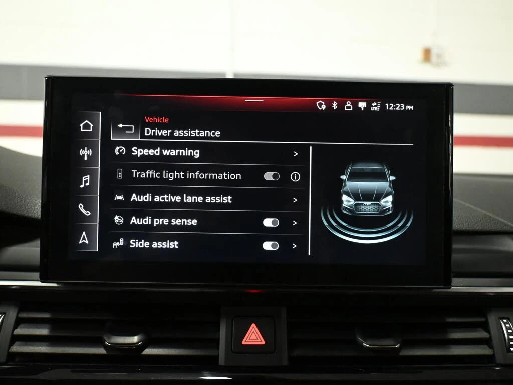 Audi A5 AWD| ОБДУХ| Pre-Sense| ALA| Side and Park Assist, снимка 12 - Автомобили и джипове - 55436818