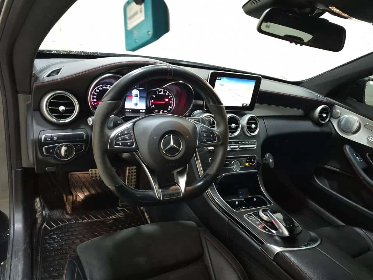 Mercedes-Benz C 43 AMG CARFAX/360 КАМ/ПОДГРЕВ/BURMASTER/2 КЛЮЧА, снимка 10 - Автомобили и джипове - 55544998