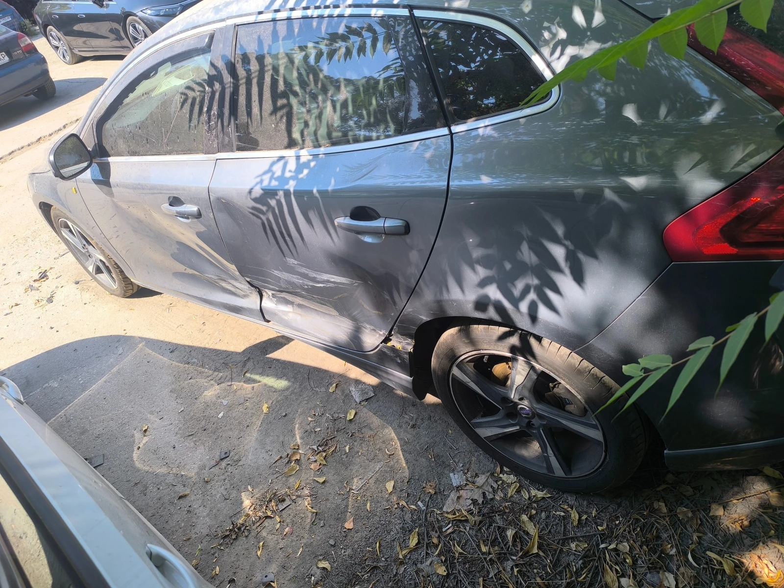 Volvo V40 | Mobile.bg � ����������� 2