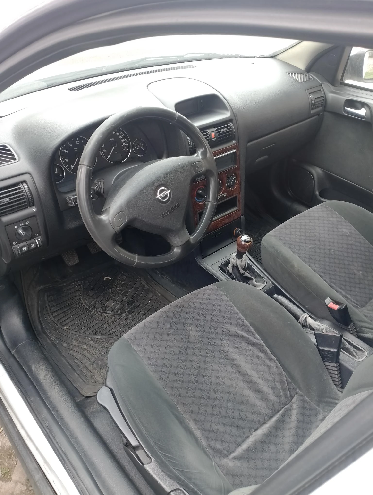 Opel Astra, снимка 5 - Автомобили и джипове - 55677416