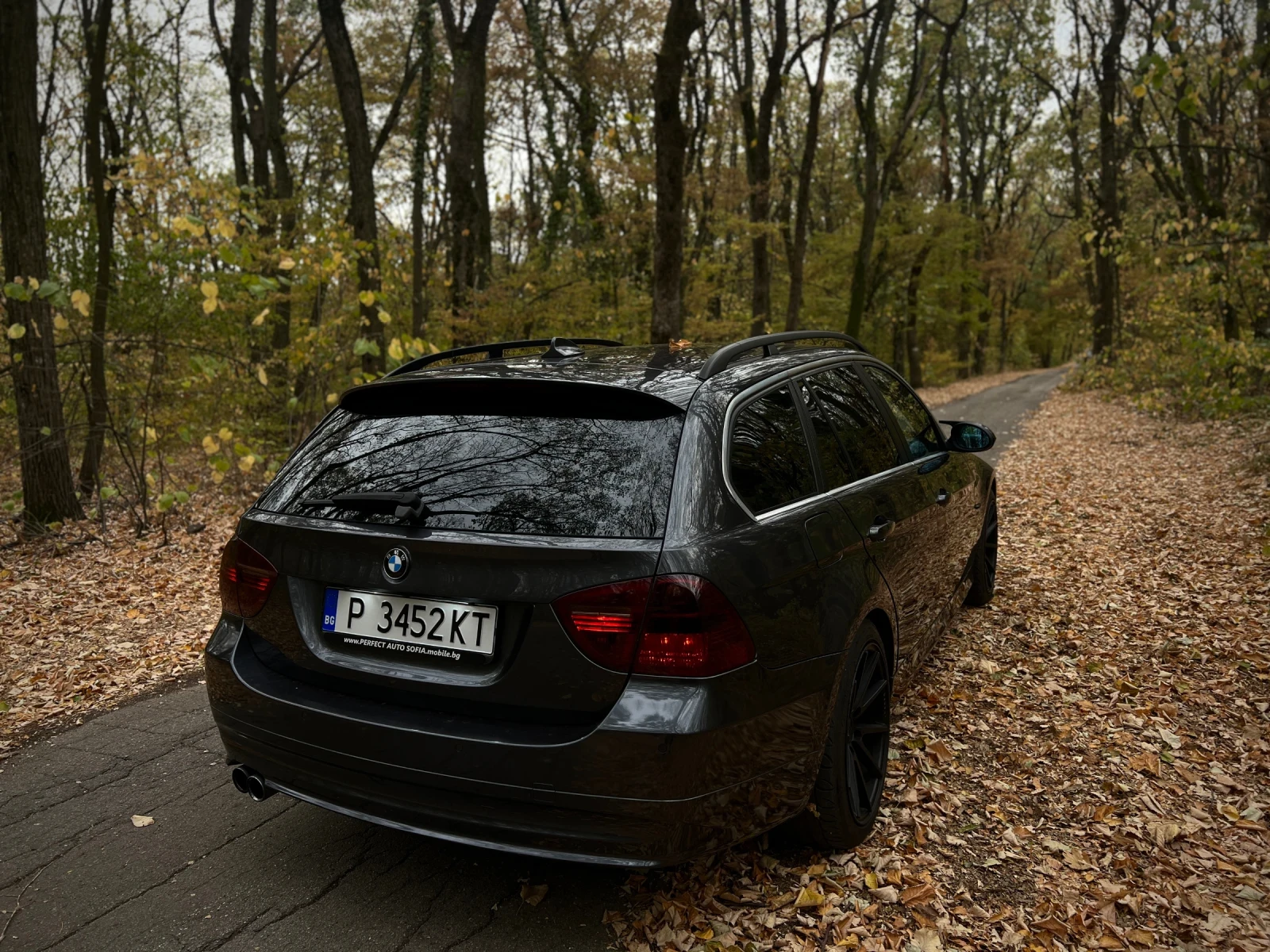 BMW 330, снимка 4 - Автомобили и джипове - 56261294