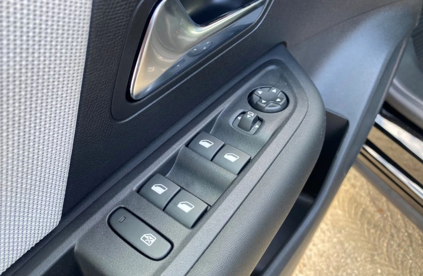 Citroen C4 MHEV/145HP/MAX/HUD/360/NAVI/LED/705q | Mobile.bg � ����������� 10
