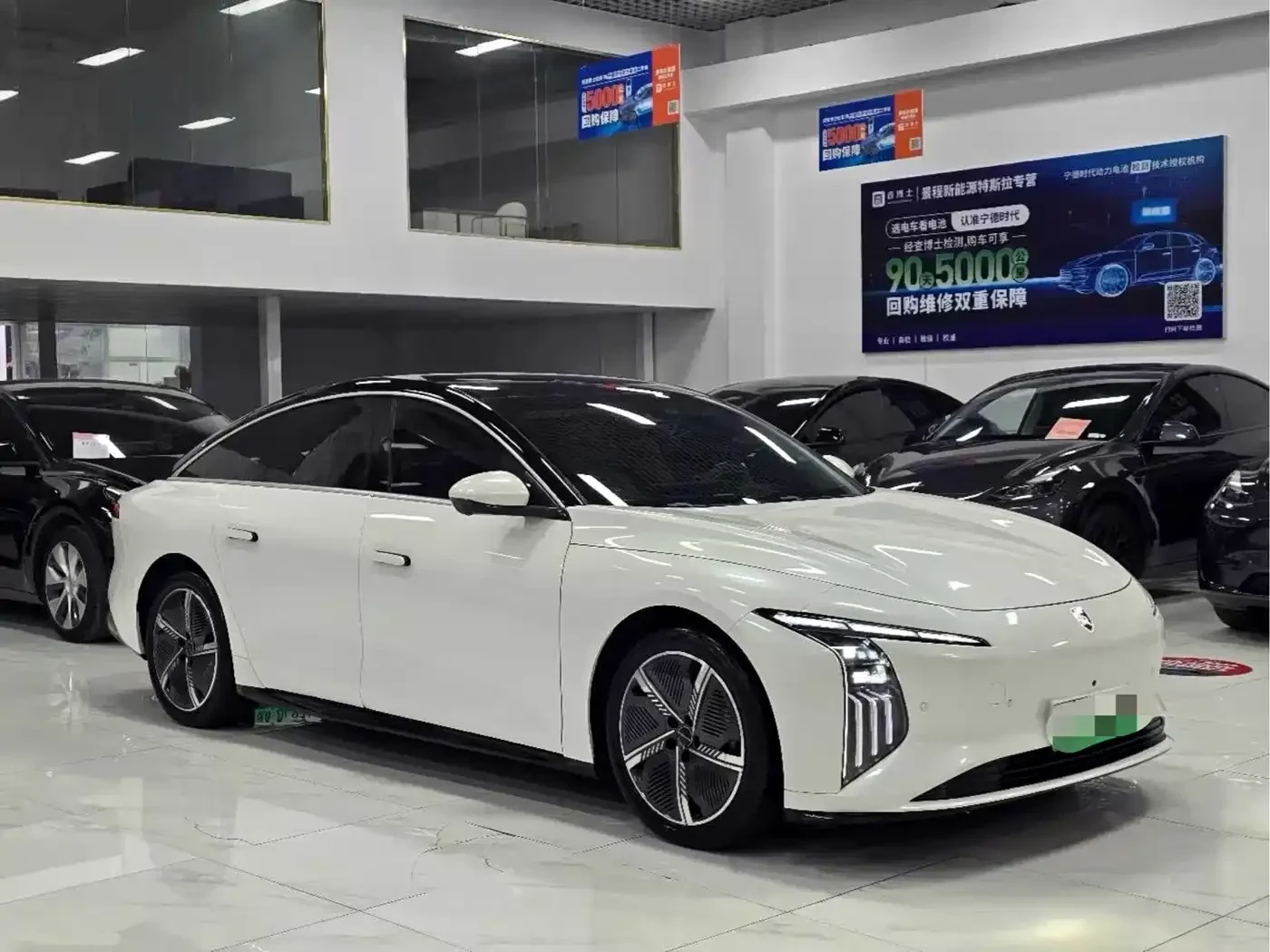DONGFENG S7 555 Luxury Edition, снимка 3 - Автомобили и джипове - 56726232