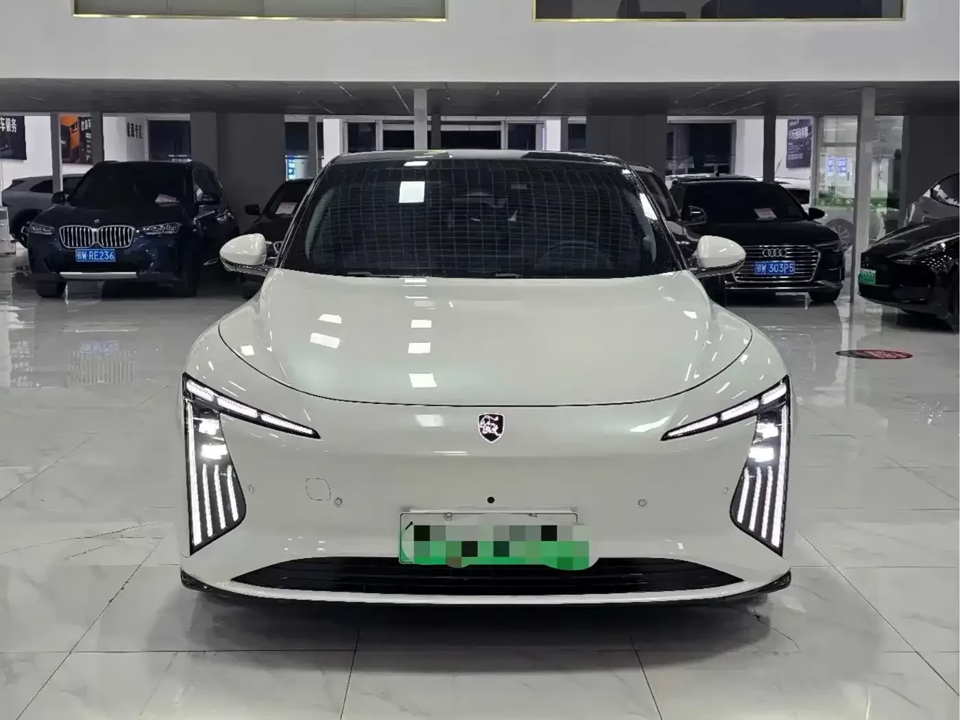 DONGFENG S7 555 Luxury Edition, снимка 2 - Автомобили и джипове - 56726232