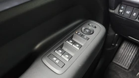 Hyundai Santa fe 1.6 HEV* ЛЮК* KEYLESS* ПОДГРЕВ ВОЛАН* КРАЙНА ЦЕНА, снимка 13