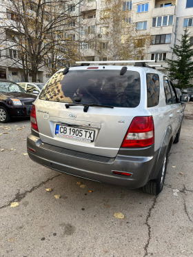 Kia Sorento 2.5, снимка 2 - Автомобили и джипове - 45019013