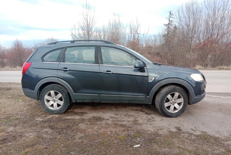 Chevrolet Captiva 2.0, снимка 7 - Автомобили и джипове - 47535857