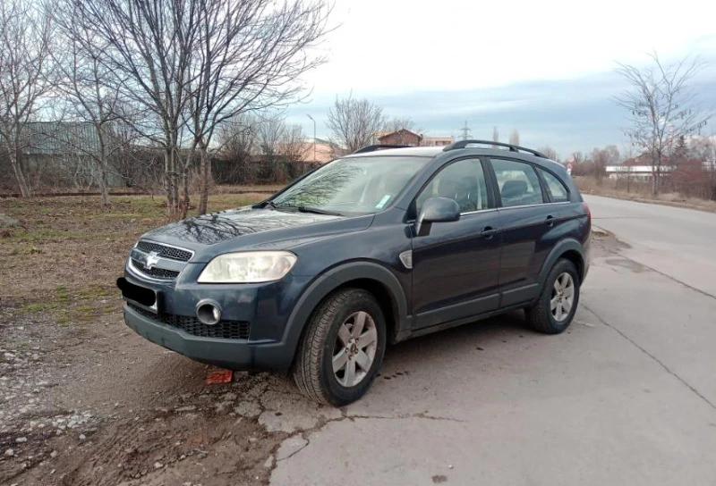 Chevrolet Captiva 2.0, снимка 3 - Автомобили и джипове - 47535857